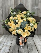Букет цветов из:  Розы и Лизиантусы в Самусе