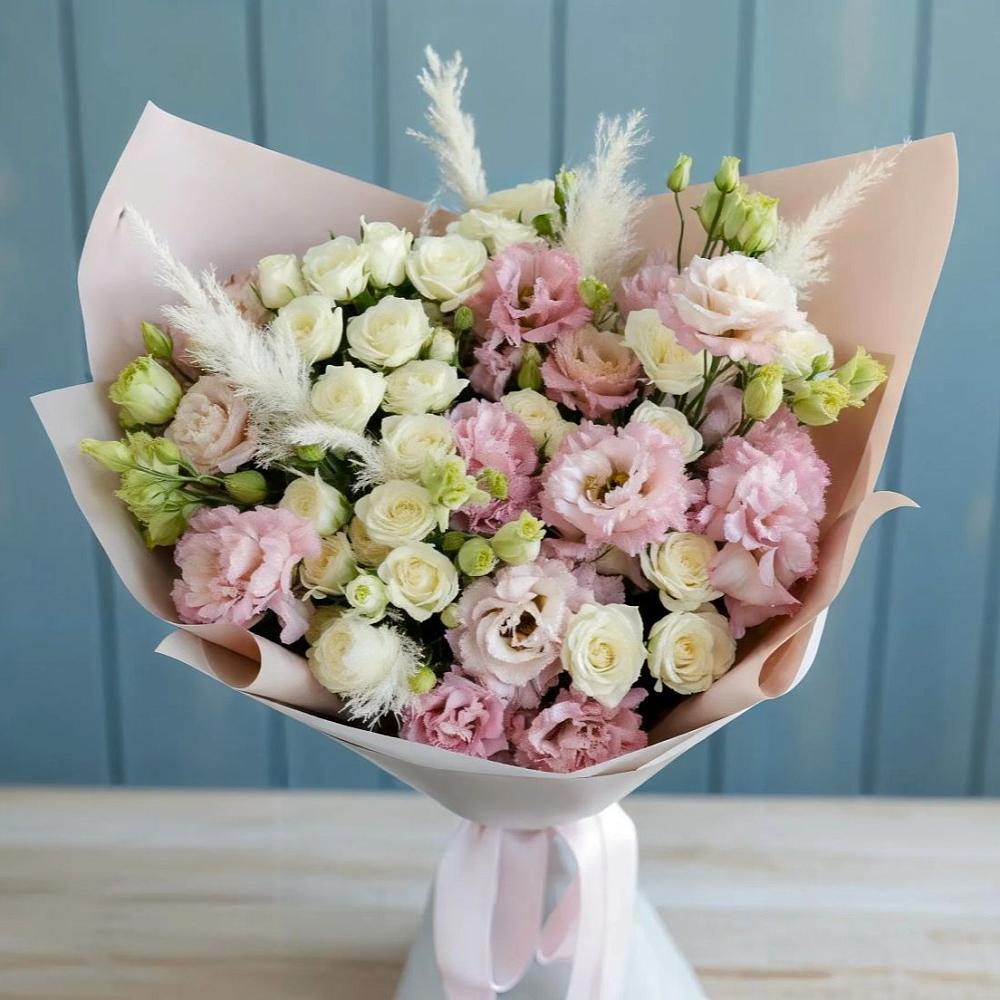 Букет цветов из: Альстромерии и Розы в Самусе