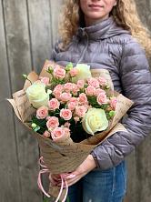 Букет цветов из:  Розы в Самусе