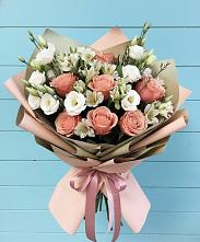 Букет цветов из:  Розы, Альстромерии и Лизиантусы в Самусе