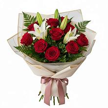 Букет цветов из:  Лилии и Розы в Самусе