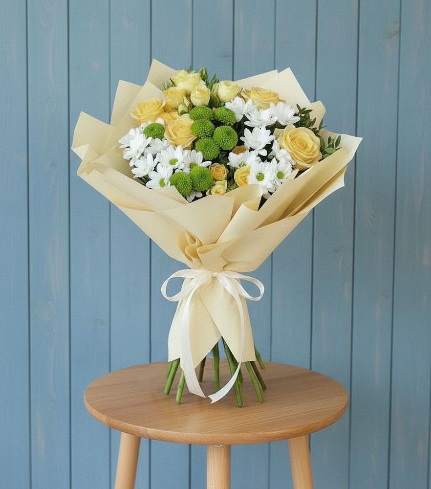 Букет цветов из: Хризантемы и Розы в Самусе