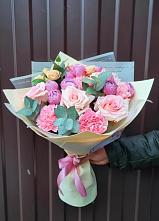 Букет цветов из:  Розы и Гвоздики #REPLACE_PRED# Самусе
