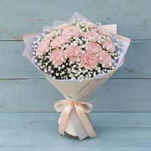 Букет цветов из:  Гвоздики в Самусе