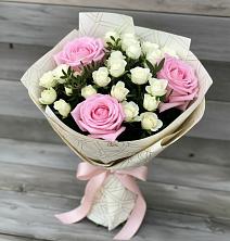 Букет цветов из:  Розы в Самусе