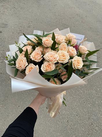 Букет Кремовые розы Латте в Самусе