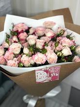 Букет цветов из:  Розы в Самусе