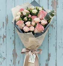 Букет цветов из:  Розы в Самусе