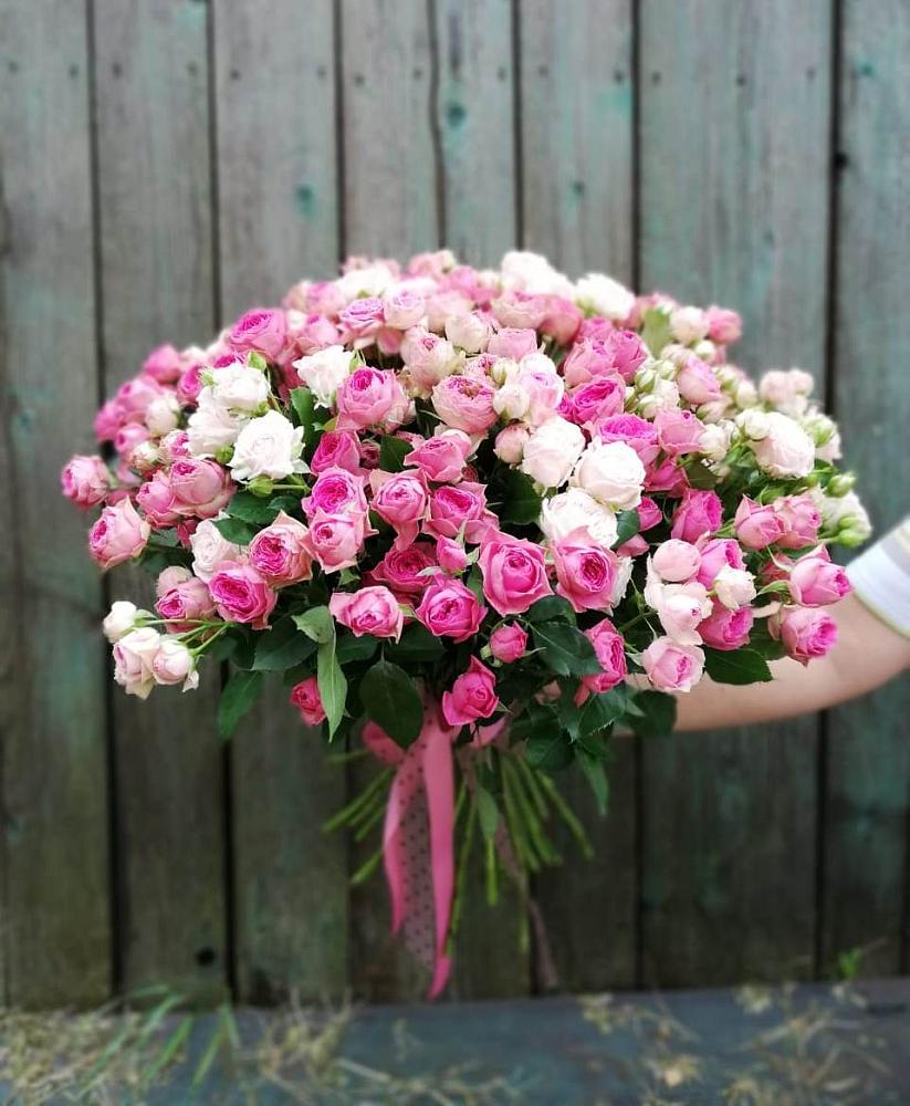 Букет Розовые кустовые розы Натали и Лав Лидия в Самусе