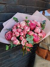 Букет цветов из:  Розы в Самусе