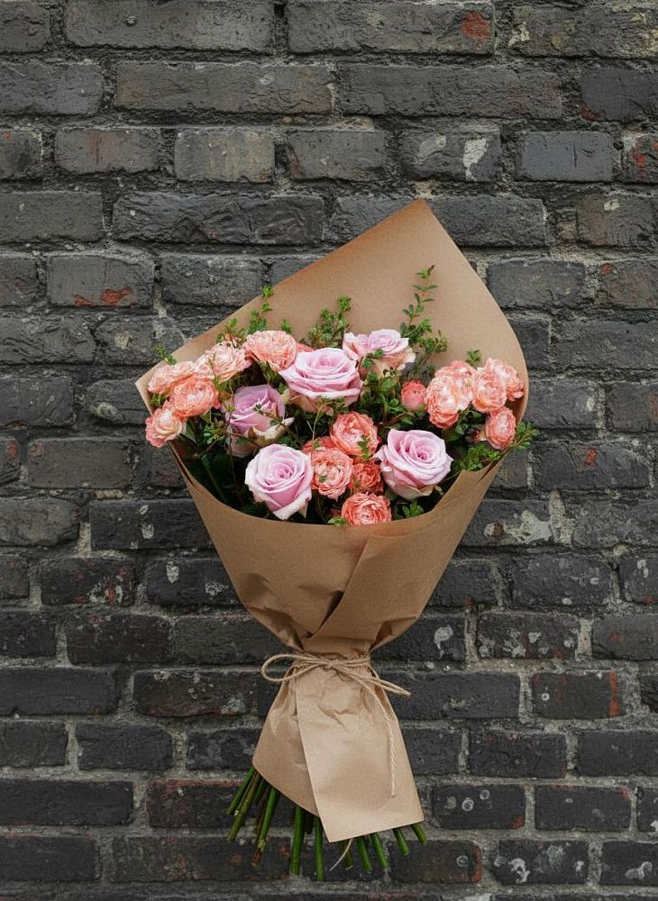 Букет цветов из: Розы в Самусе