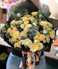 Букет цветов из:  Розы и Лизиантусы #REPLACE_PRED# Самусе