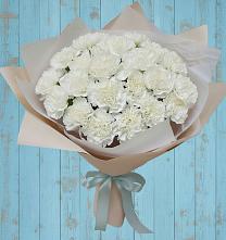 Букет цветов из:  Гвоздики в Самусе